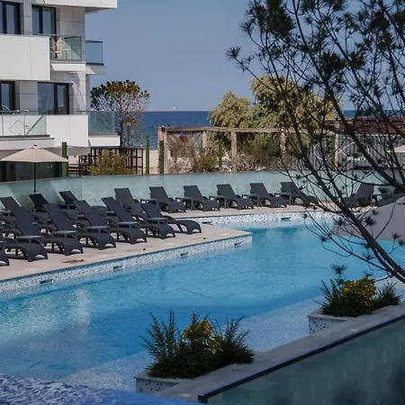 Alezzi Infinity & Hotell