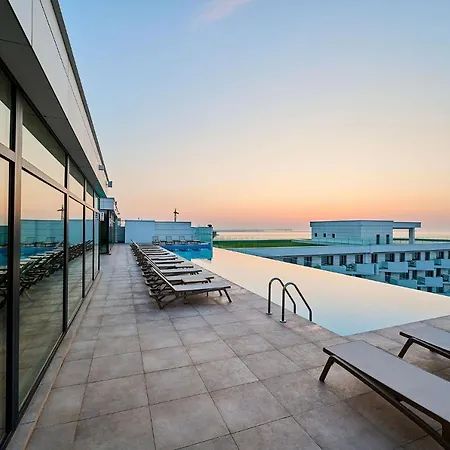 Hotell Alezzi Infinity & 5*