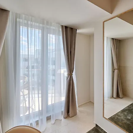 Alezzi Infinity & Hotell 5*