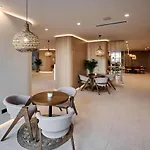 Hotel Alezzi Infinity &