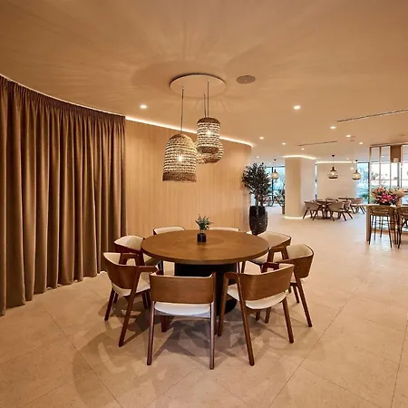 Alezzi Infinity & 5*