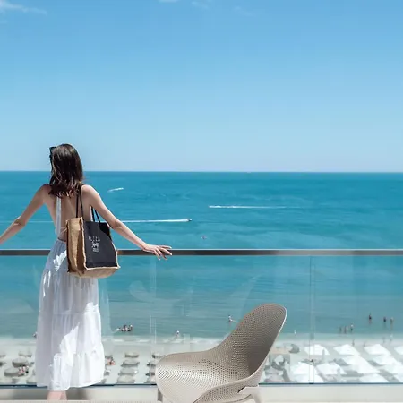 Alezzi Infinity & 5* Năvodari