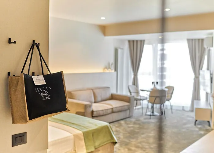 Alezzi Infinity & Hotel Navodari